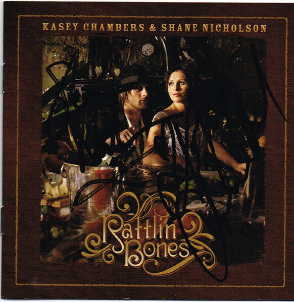 Kasey Chambers & Shane Nicholson – Rattlin' Bones.jpg