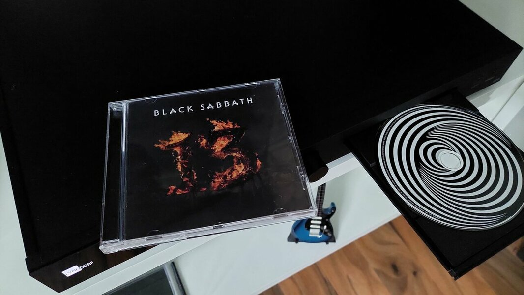 Black Sabbath - 13.jpg