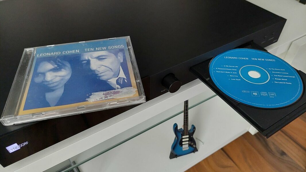 Leonard Cohen - Ten New Songs (2001).jpg