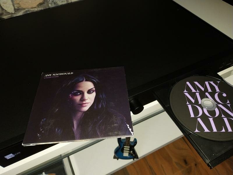 Amy MacDonald - Under Stars Deluxe Edition (2017).JPG