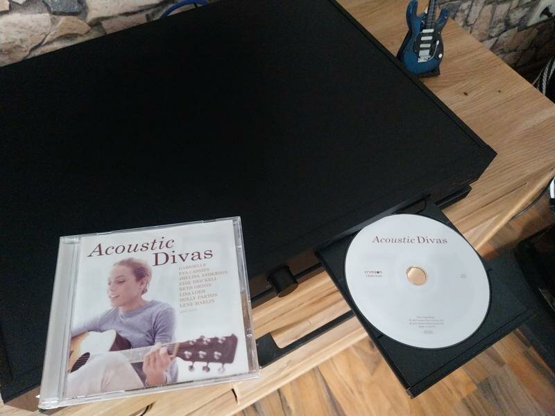 Acoustic Divas (2004).JPG