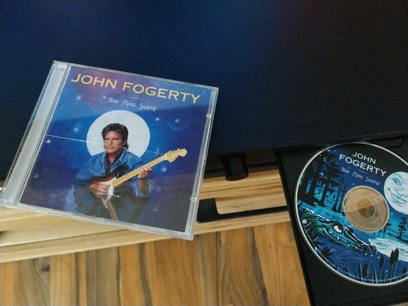 John Fogerty - Blue Moon Swamp (1997).JPG