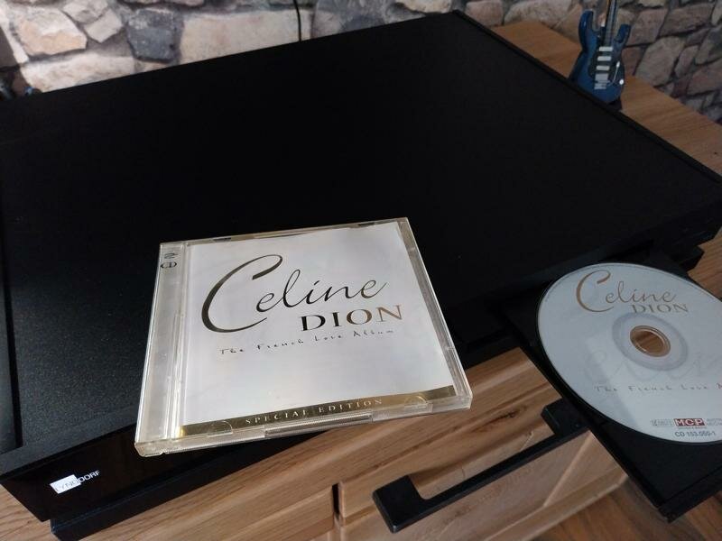 Celine Dion - The French Love Album (2000).JPG