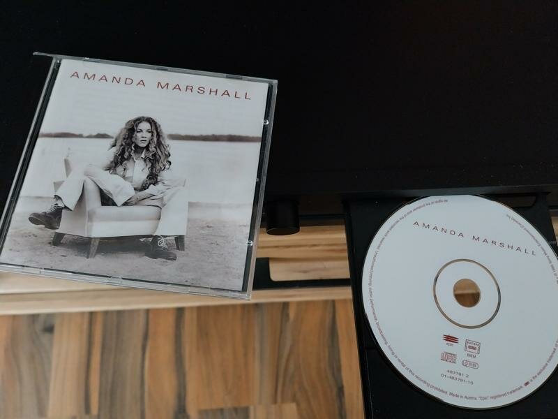 Amanda Marshall - Amanda Marshall (1996).JPG