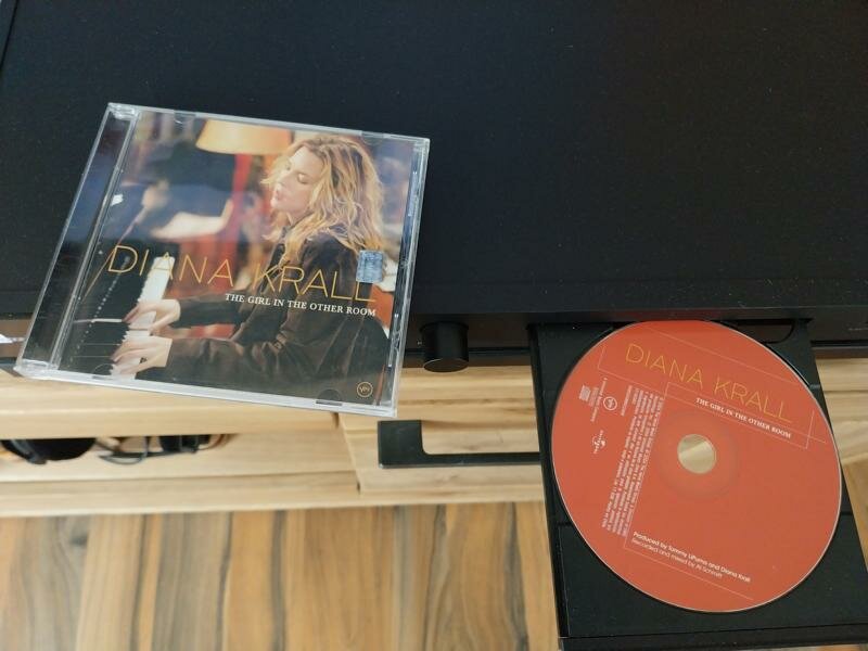 Diana Krall - The Girl in the other Room (2004).JPG