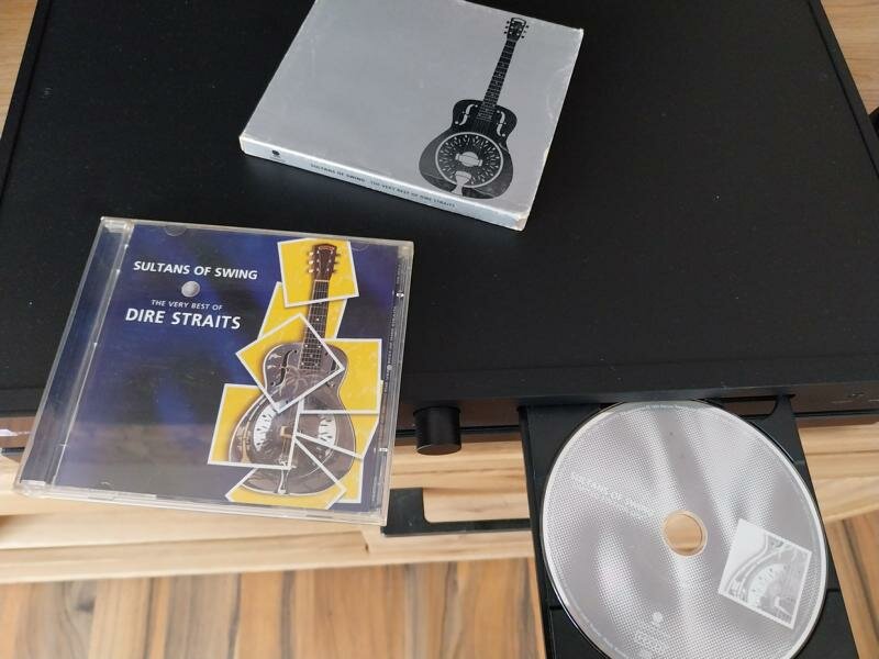 Dire Straits - Sultan of Swing best of...(1998).JPG