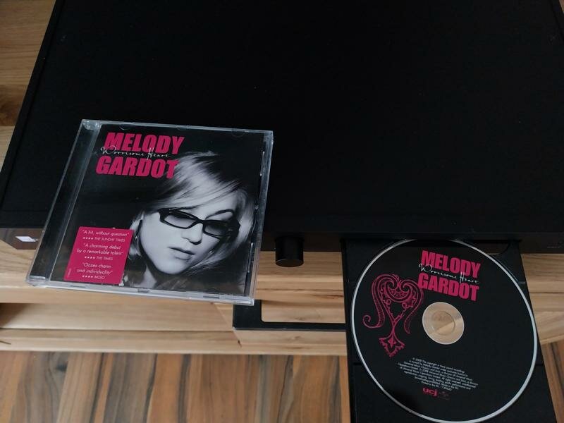 Melody Gardot - Worrisome Heart (2008).JPG