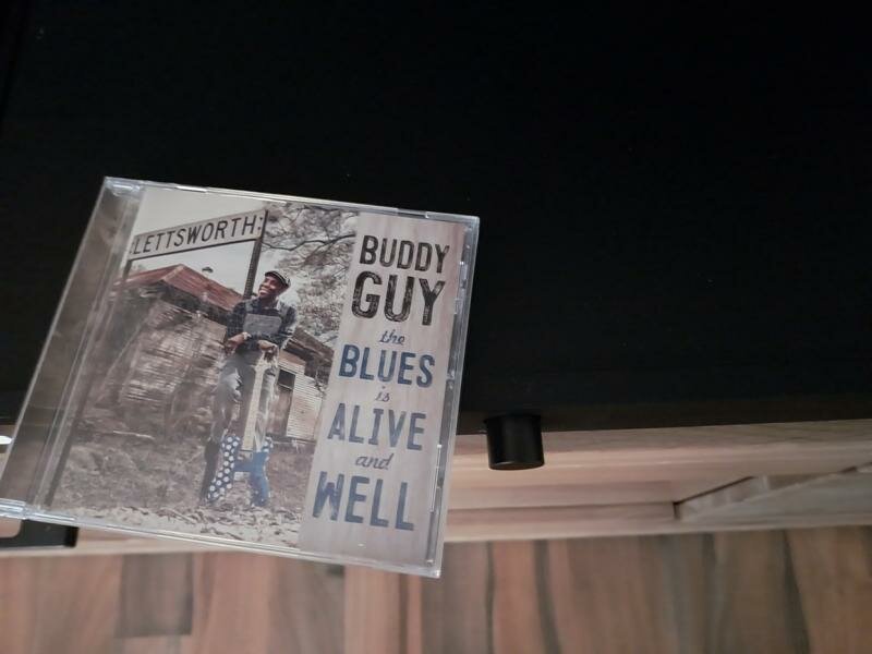 Buddy Guy - The Blues Is Alive And Well (2018).JPG