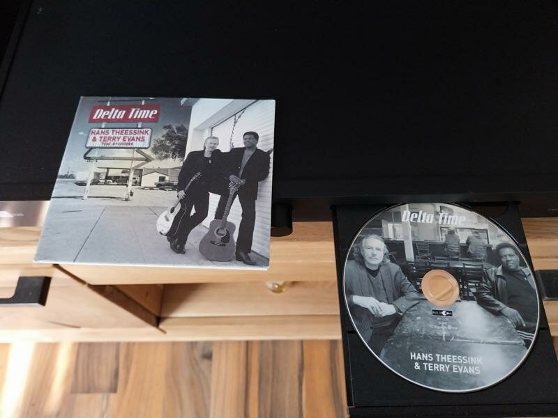 Hans Theessink & Terry Evans - Delta Time (2012).JPG