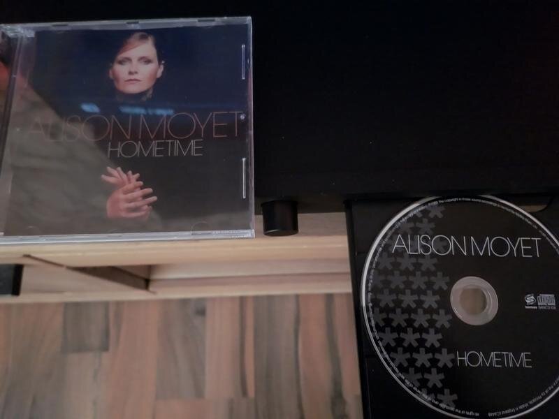 Alison Moyet - Hometime (2002).JPG